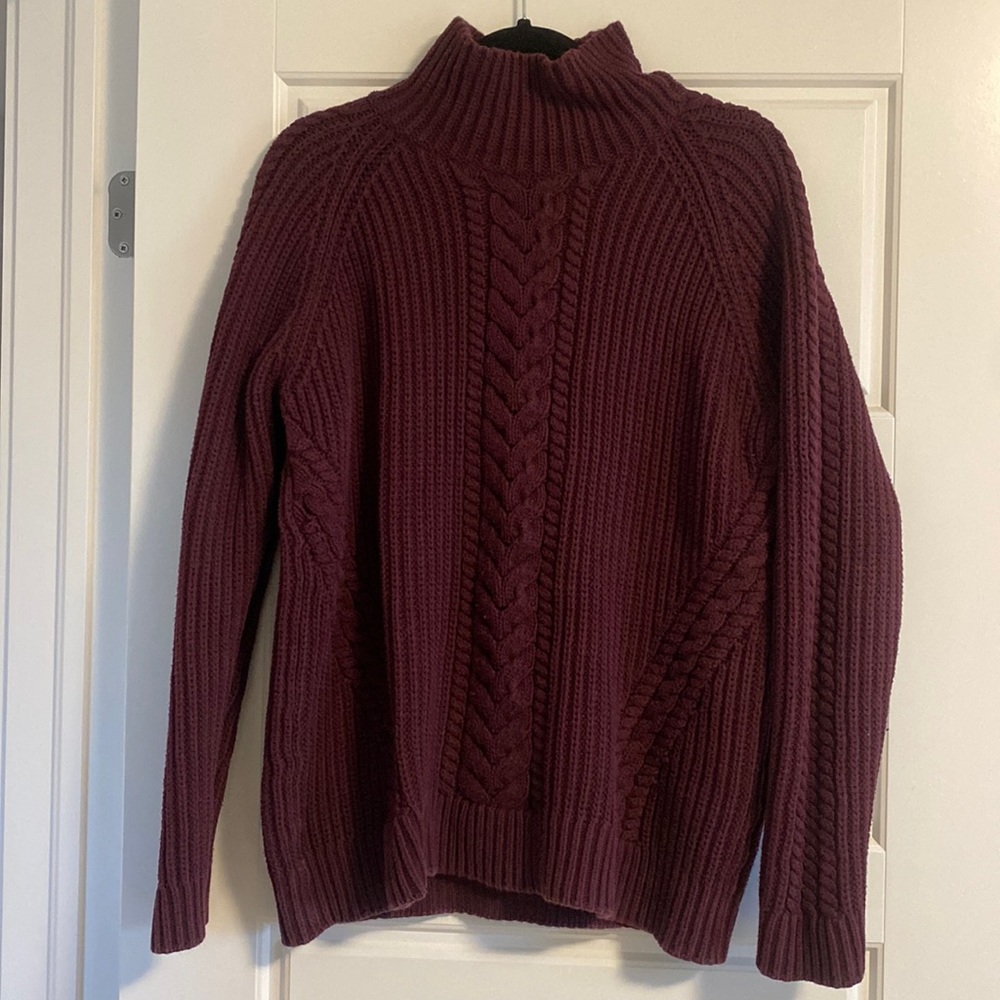 LULULEMON KNIT SWEATER